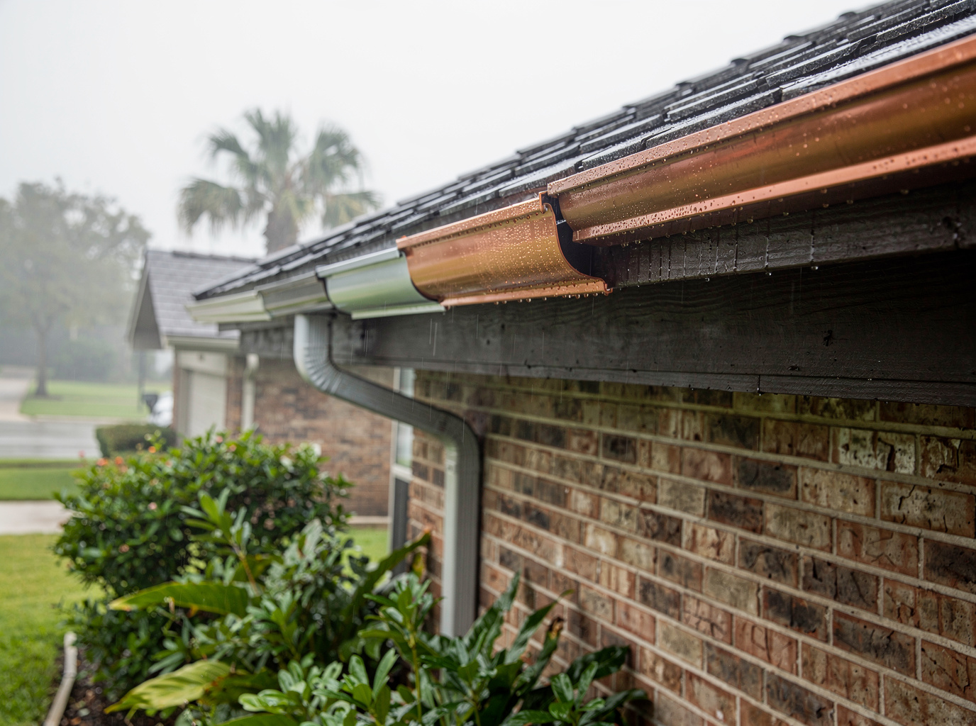 Gutter Material Choices That Hold Up To Houston Humidity